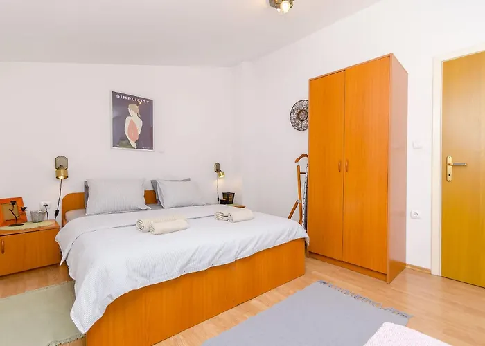 Marisa Apartman Hvar Town